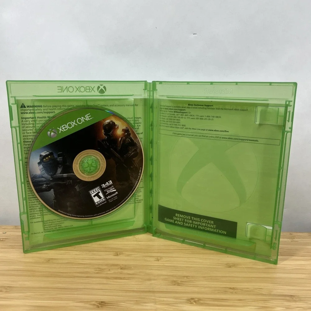Halo 5 Guardians (Microsoft Xbox‎ One, 2015) Tested Working. No Manual.